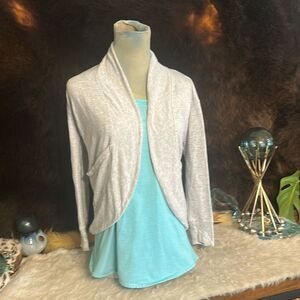 Athleta girl cardigan 8/10 (UB10)